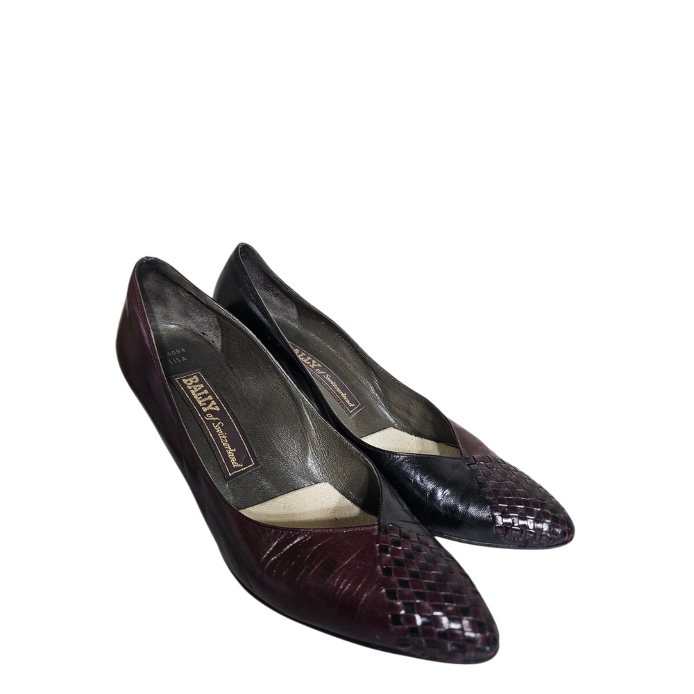 Bally Women's Black and Burgundy Flats